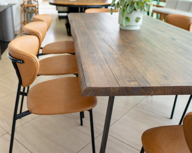 Conjunto Mesa Albany + 8 Cadeiras C20