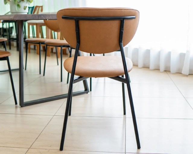 Cadeira Área Gourmet - Aço Carbono/Courissimo